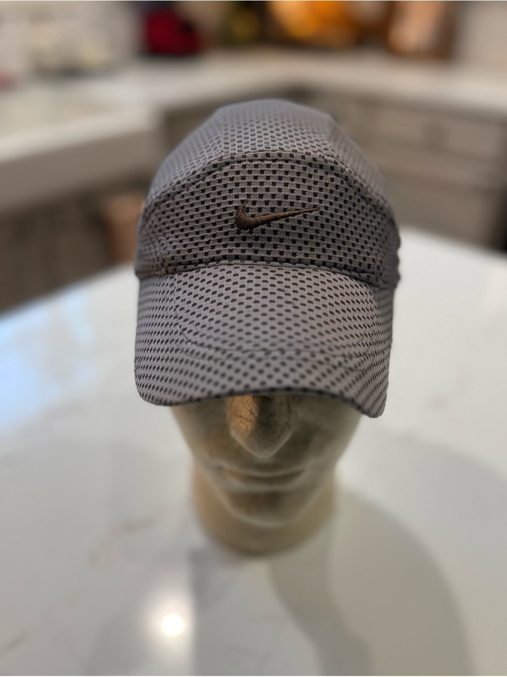 Vintage Nike 7 Panel Mesh Tailwind Dri-Fit Grey Mesh Cap with Swoosh Y2K